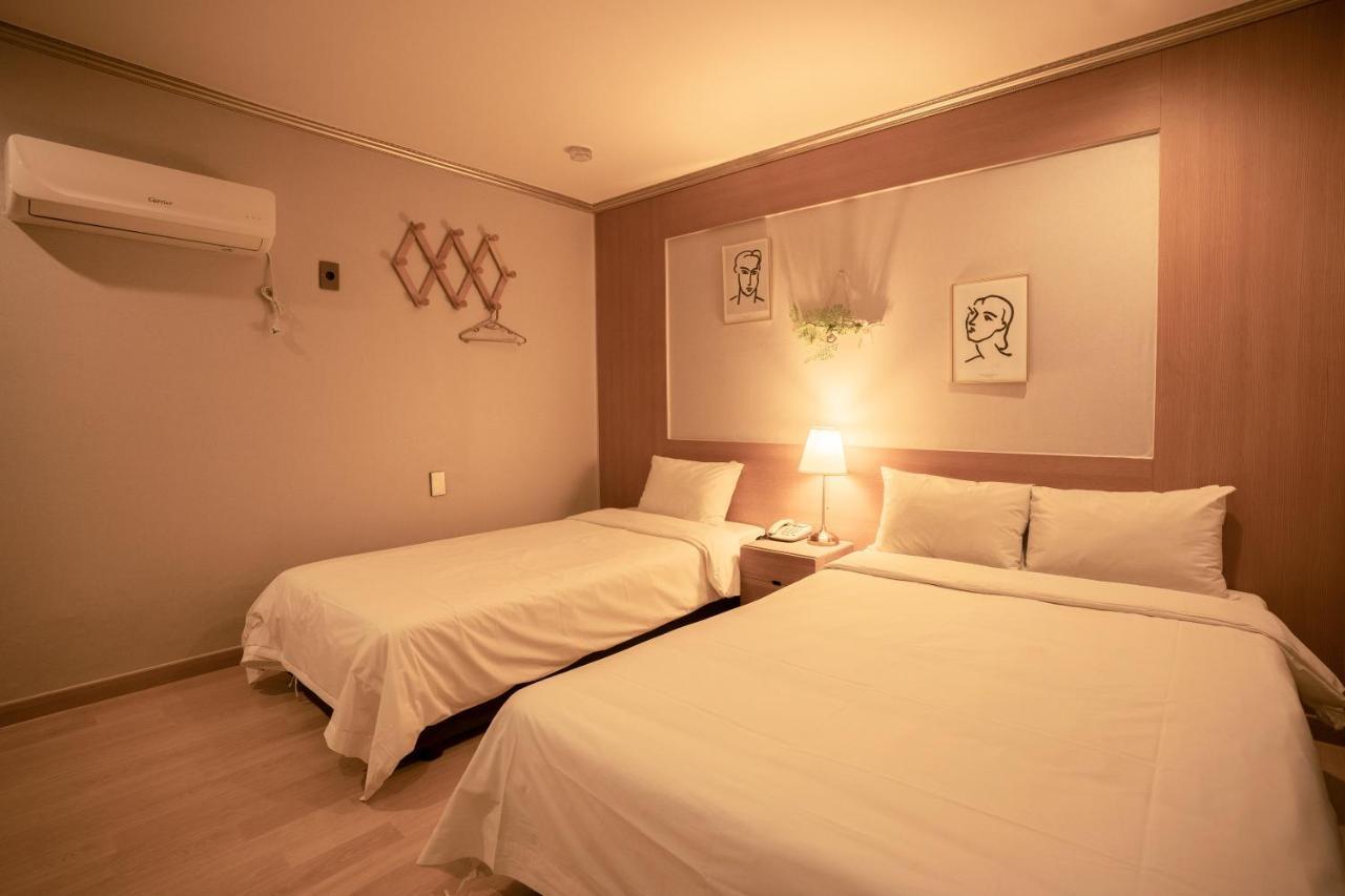 Jeju Stay Hotel Экстерьер фото