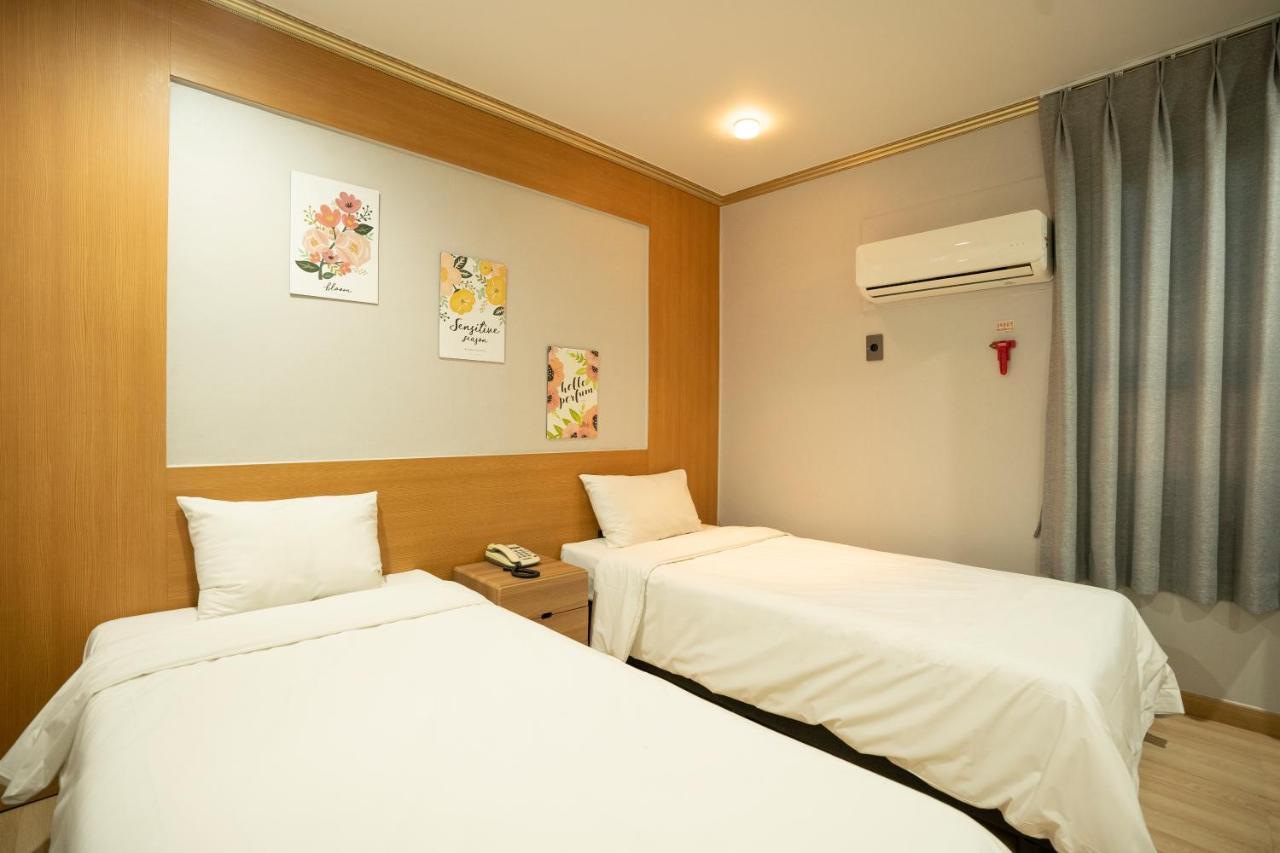 Jeju Stay Hotel Экстерьер фото