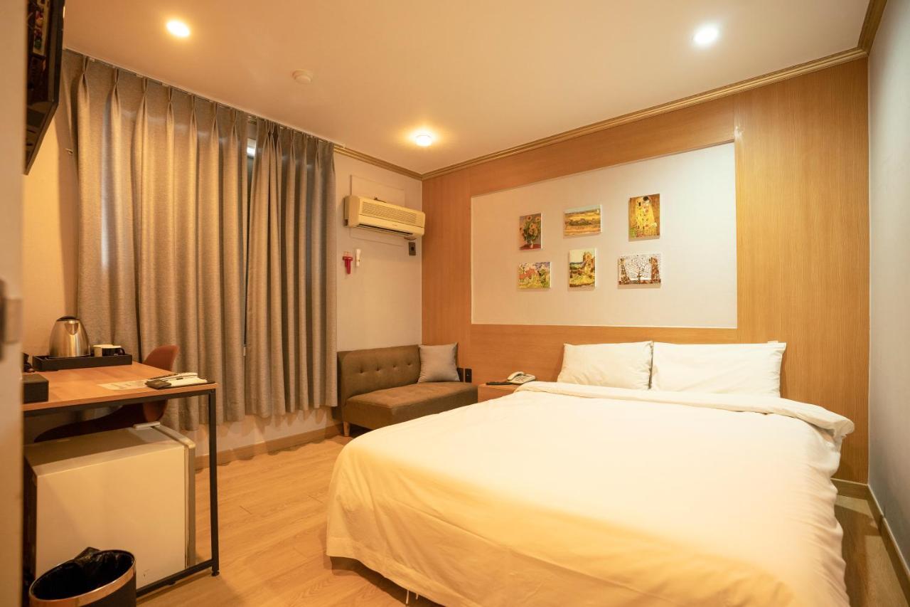 Jeju Stay Hotel Экстерьер фото