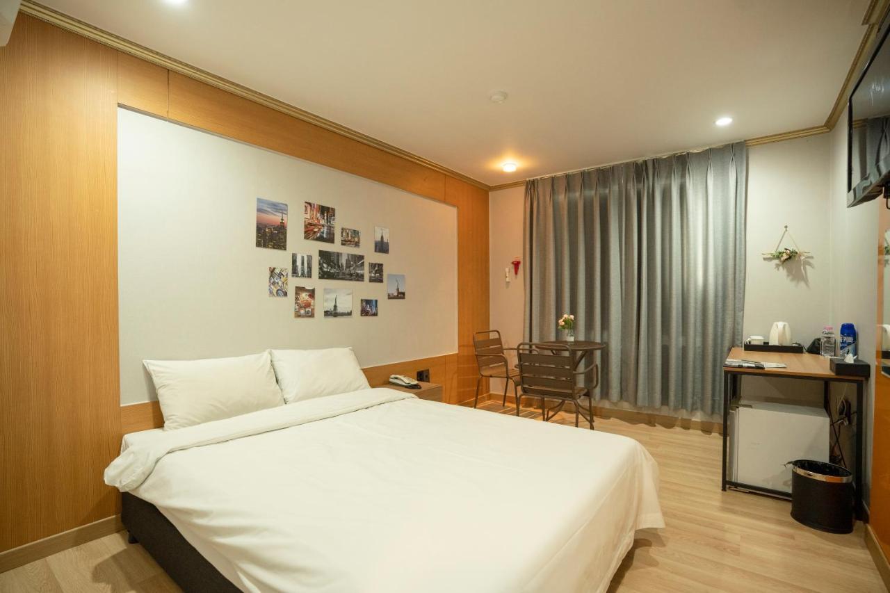 Jeju Stay Hotel Экстерьер фото