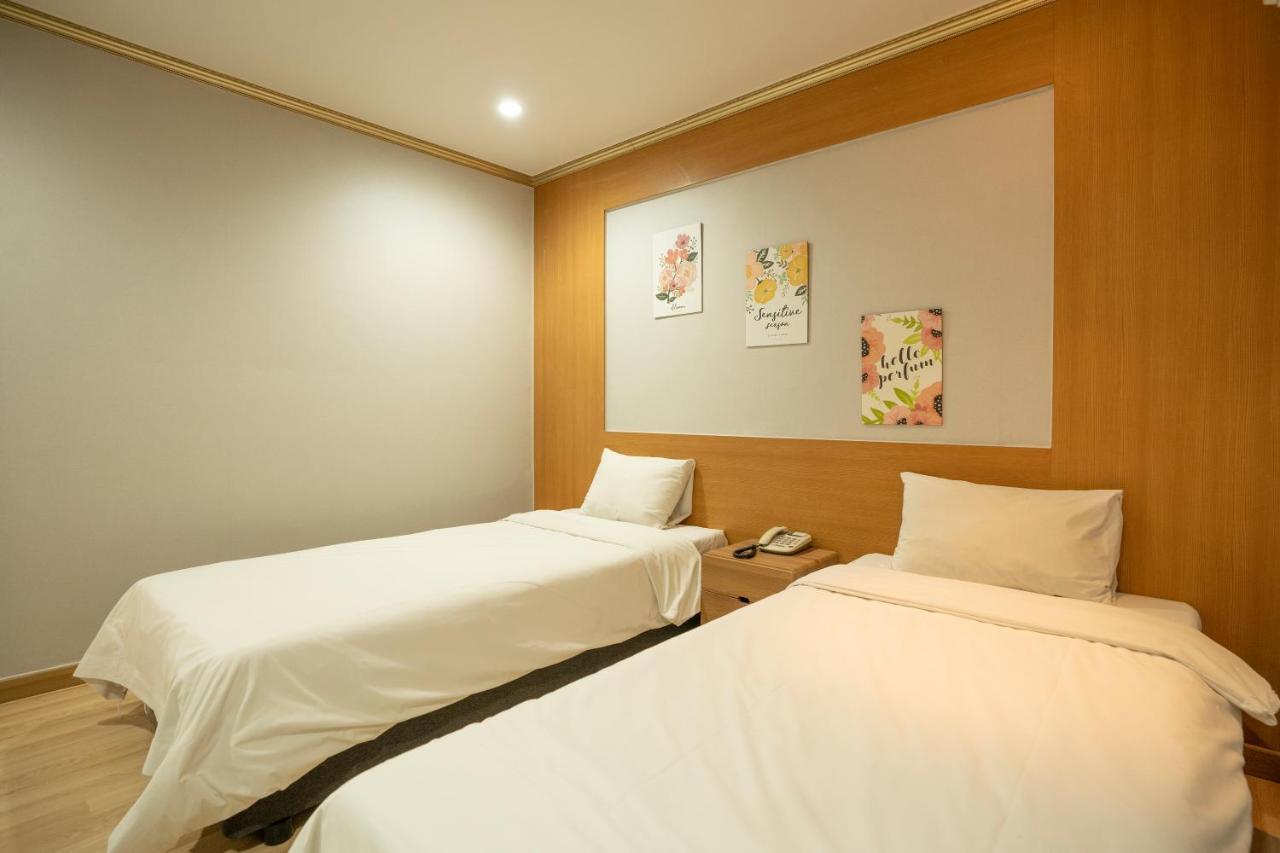 Jeju Stay Hotel Экстерьер фото