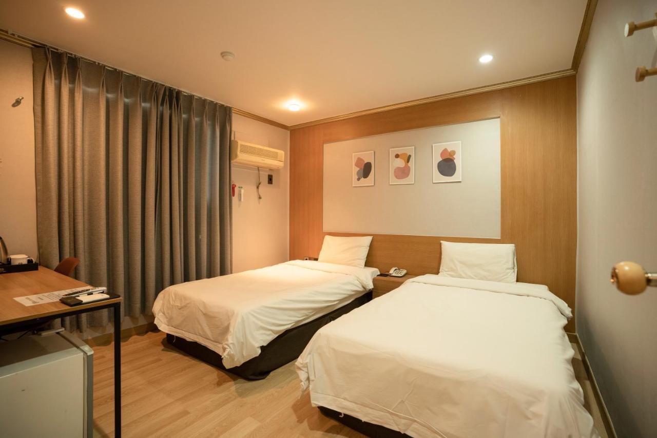 Jeju Stay Hotel Экстерьер фото