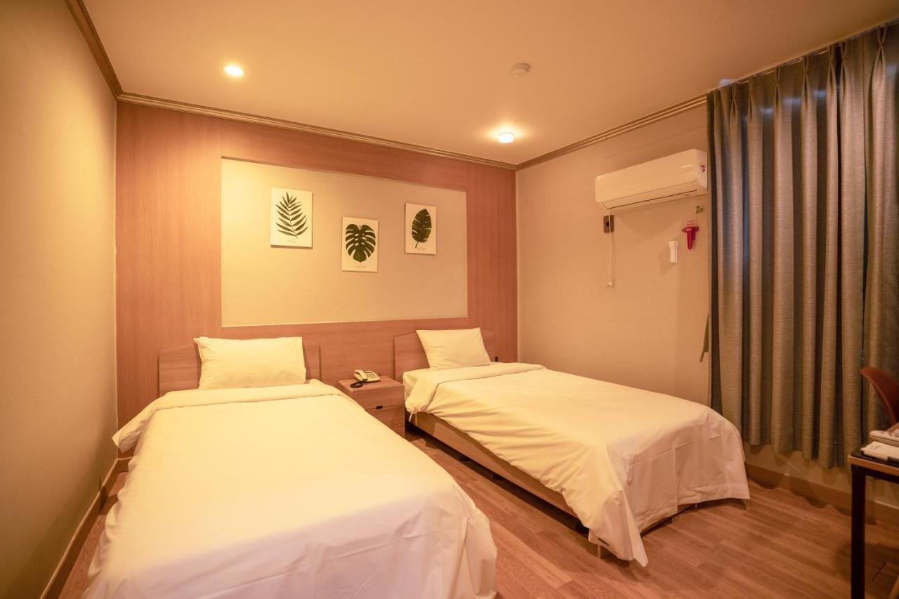 Jeju Stay Hotel Экстерьер фото