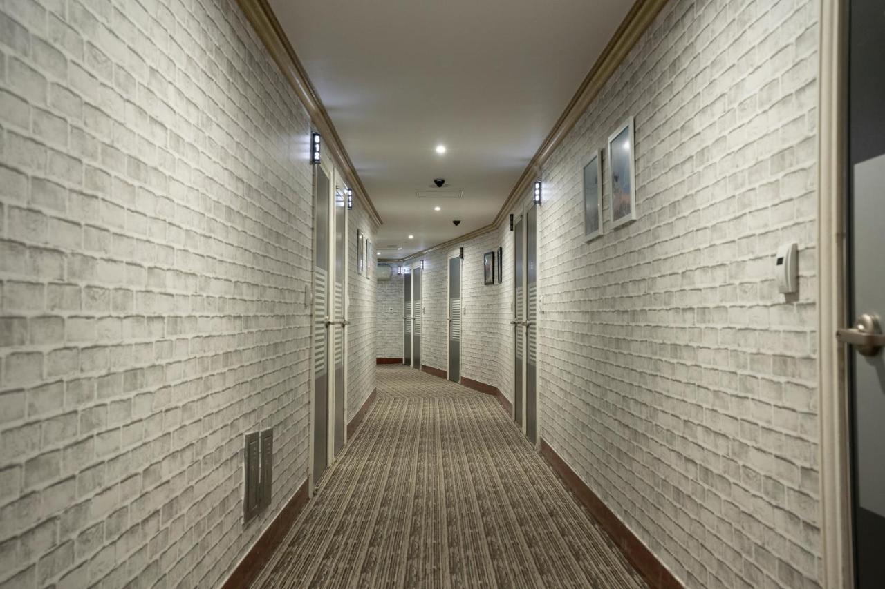Jeju Stay Hotel Экстерьер фото